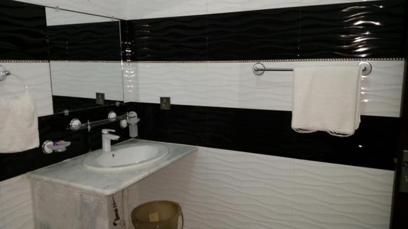 Patel Residency Guest House Karachi Ngoại thất bức ảnh