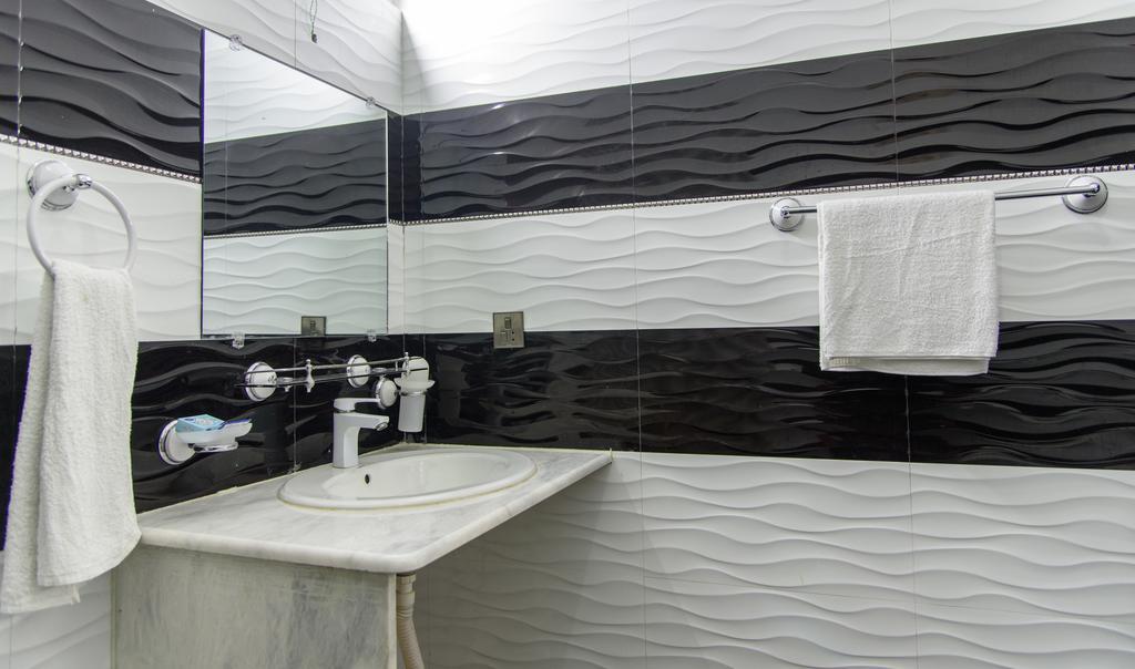 Patel Residency Guest House Karachi Ngoại thất bức ảnh